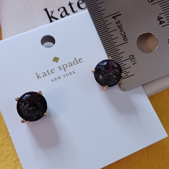 🎯 SOLD! - Barely Worn! Kate Spade Black Gemstone Earrings - Picture 3 of 4